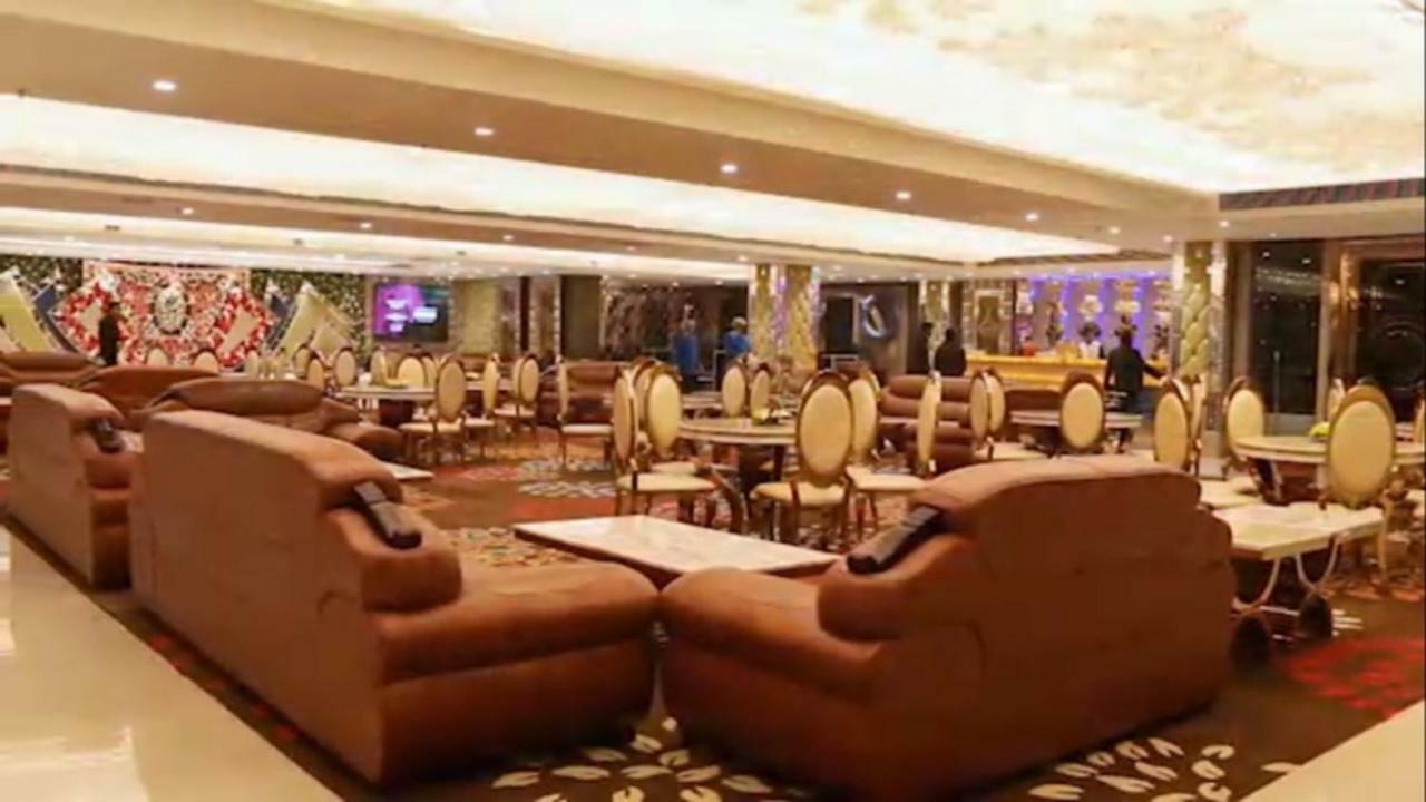 Hotel Royal Imperio Faridabad Exterior foto
